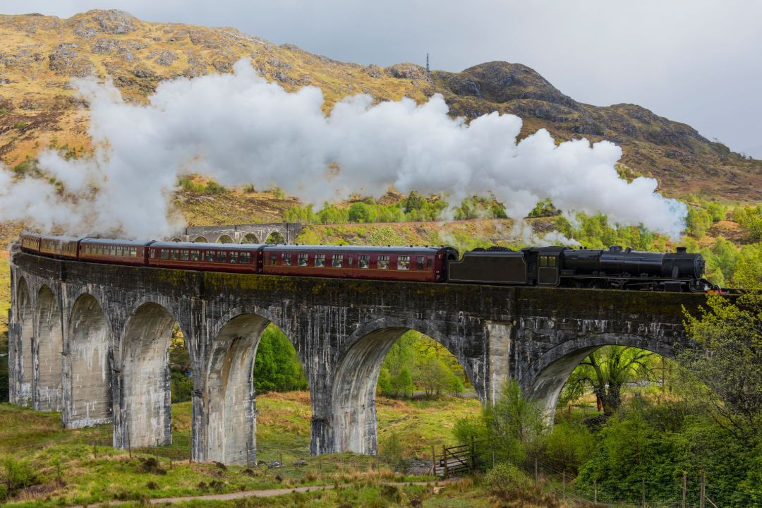 Tour Scotland and experience the Jacobite Steam Train with Scottish Tours