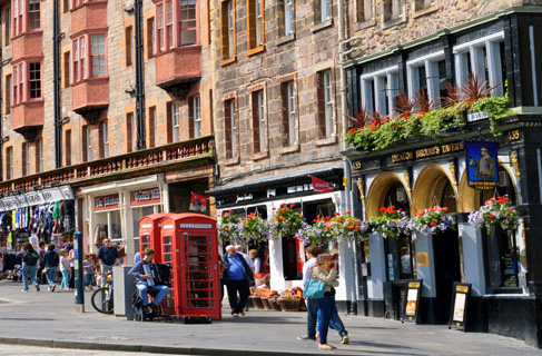 Two red Phone Boxes in Edinburgh's Royal Mile